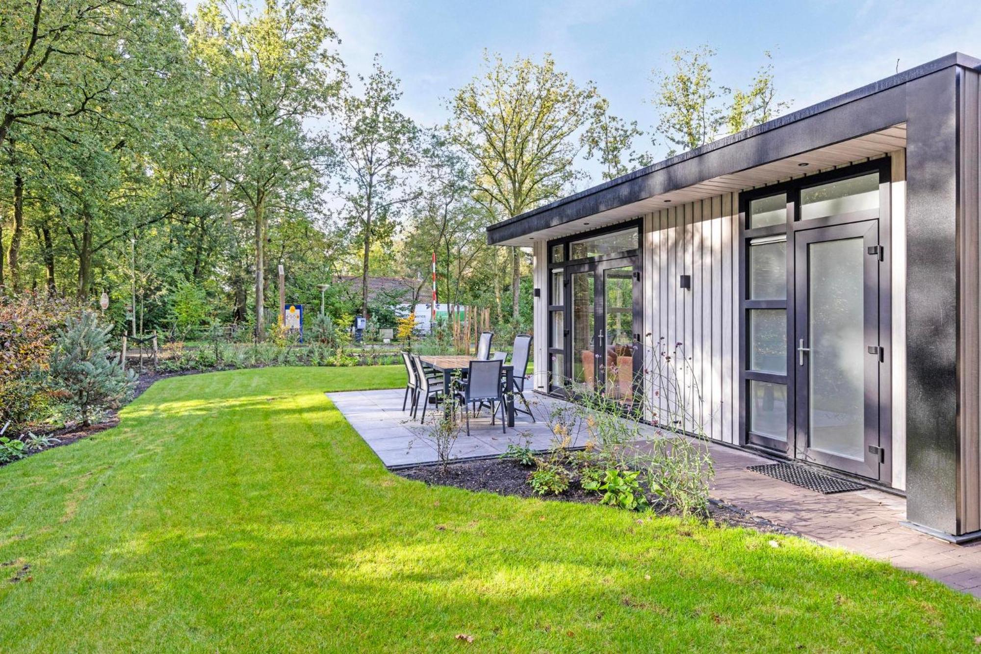 Topparken - Resort De Brabantse Kempen Lage Mierde Exterior foto